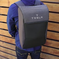 tesla-backpack